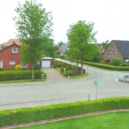 Geraeumige Mit Garten Und Grill By Interhome * Berumbur