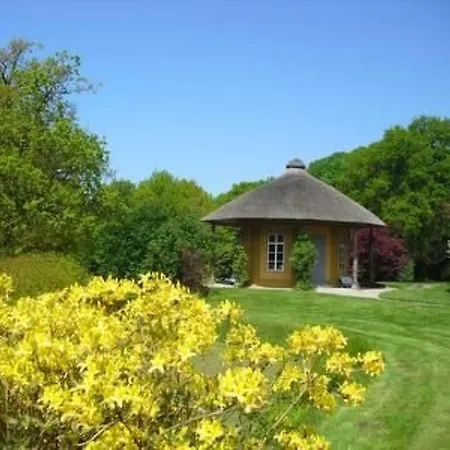 Geraeumige Mit Garten Und Grill By Interhome Lejlighed *