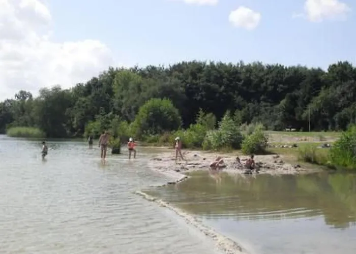 Geraeumige Mit Garten Und Grill By Interhome